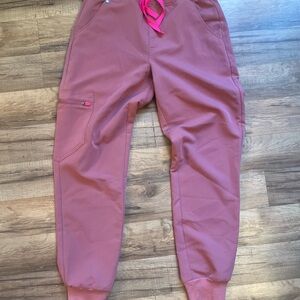 Figs Women's Mauve Jogger Pants